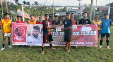 Projo Aceh Utara Bantu Peralatan Olahraga